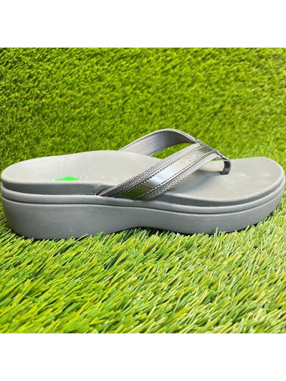 Vionic High Tide II Womens Size 8D Gray Beach Outdoor Platform Thong Sandals